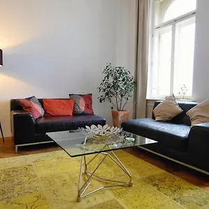 Pawlansky Praag